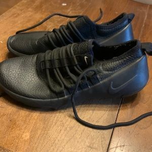 Nike payaa premium size 7.5 black